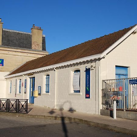 Hotel Dg Méry-sur-Oise Exteriör bild